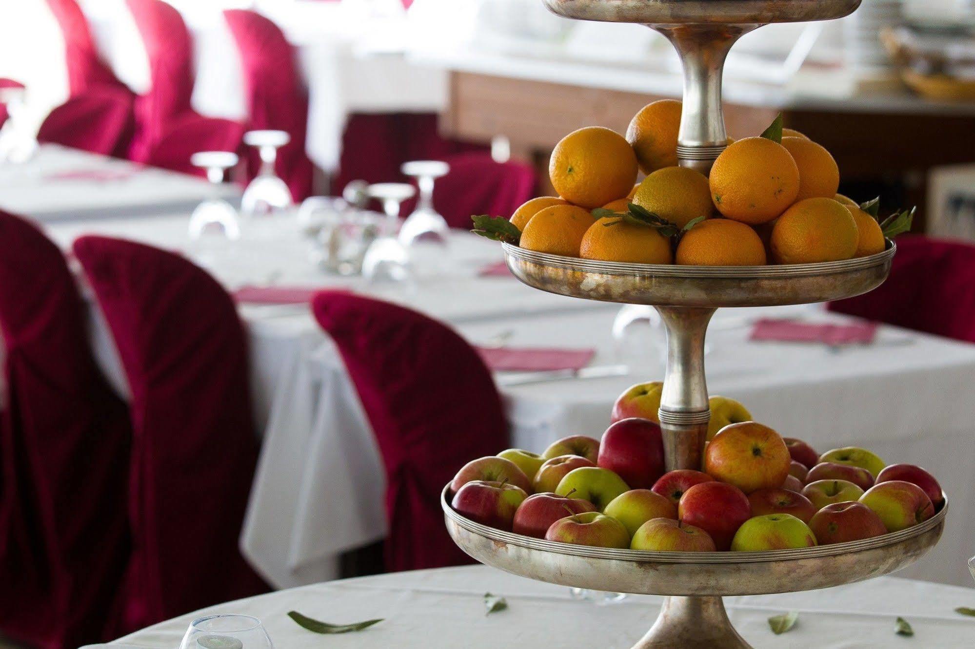Hotel Kastel Цриквеница Экстерьер фото